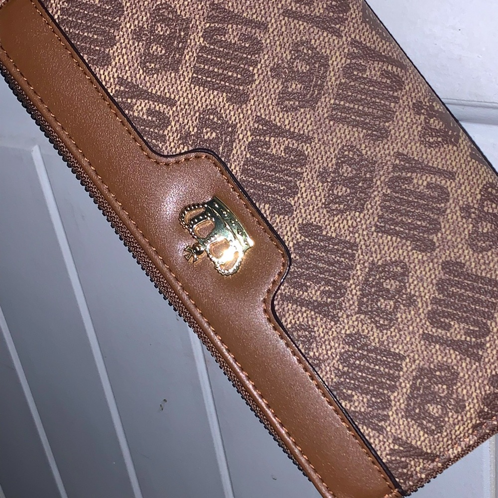 Juicy couture wallet